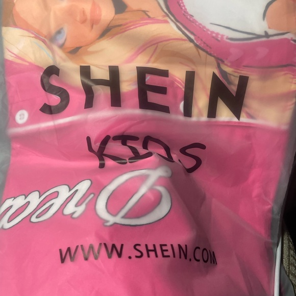 BNIB GIRLS Button Down short sleeve  shirt 6 Y - Picture 9 of 12